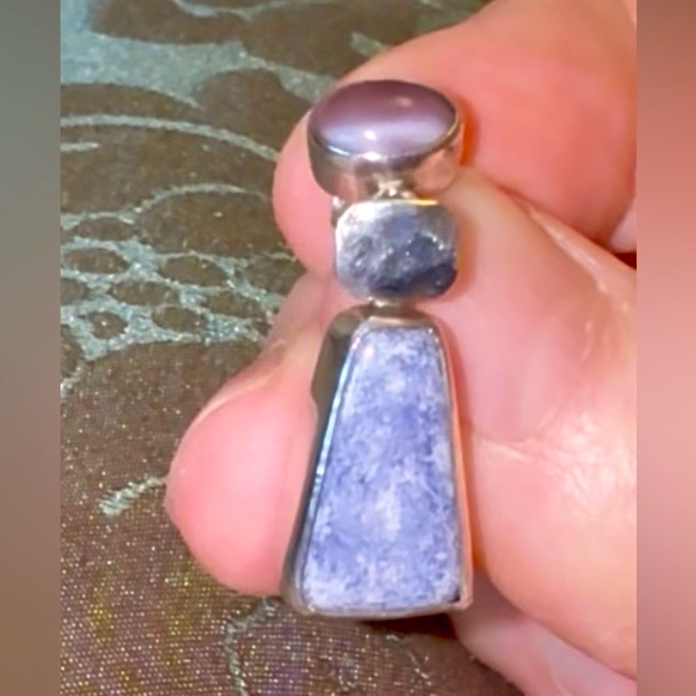 JANICE LEE RIPLEY Artisan Sterling Silver & Lepidolite Lavendar stone earrings